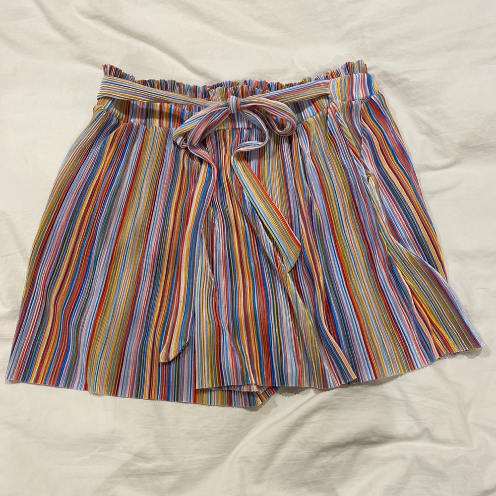 C&A brand pleated rainbow shorts